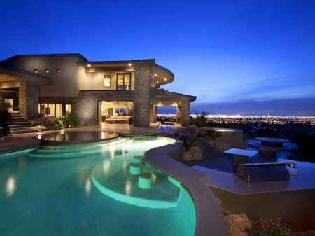 Luxury on Las Vegas Luxury Homes Have Turned Out To Be A Valuable Asset In The